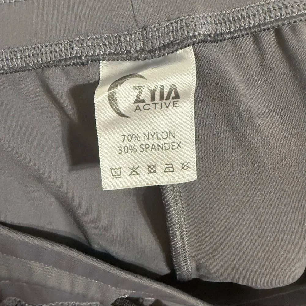 ZYIA Gray Joggers with Elastic Waistband and Tapered Legs‎